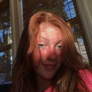 Meet your Posher, Maeve